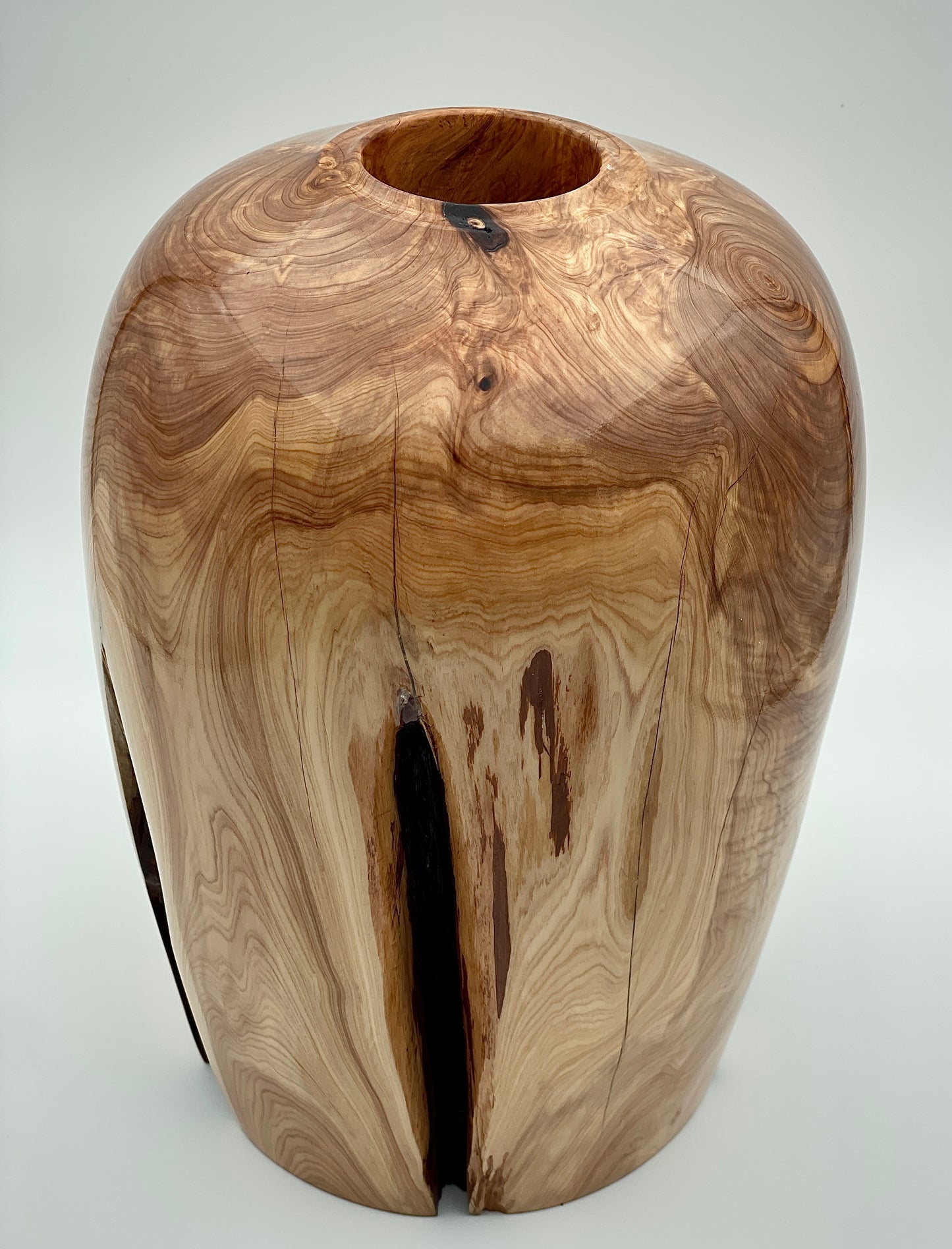 Large Texas cedar vase