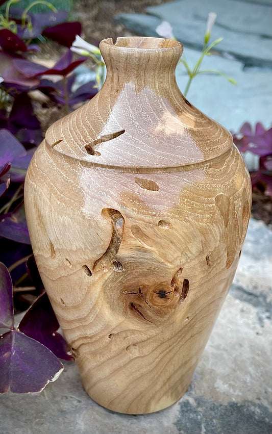 Tapered pecan vase