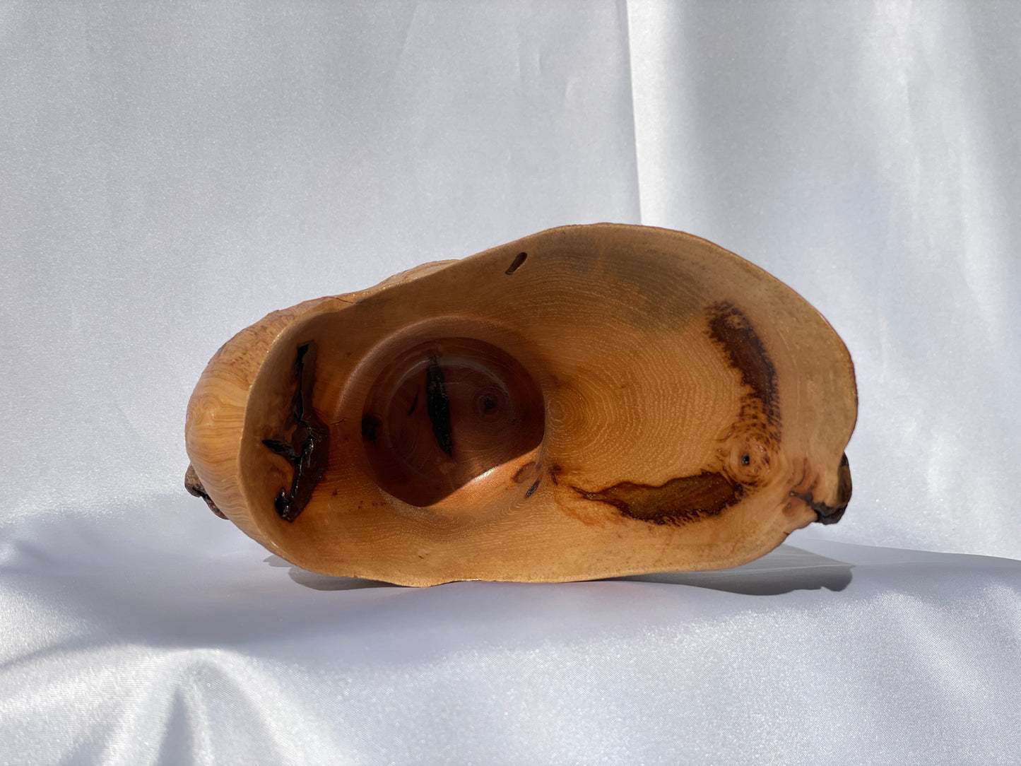 Pecan log vase
