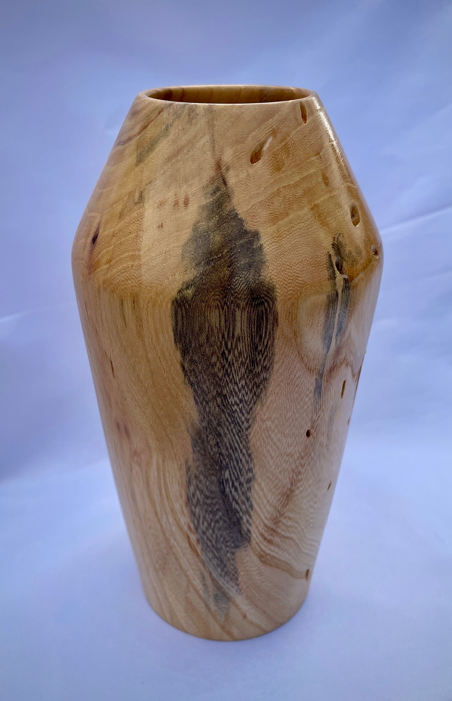 Tapered pecan vase