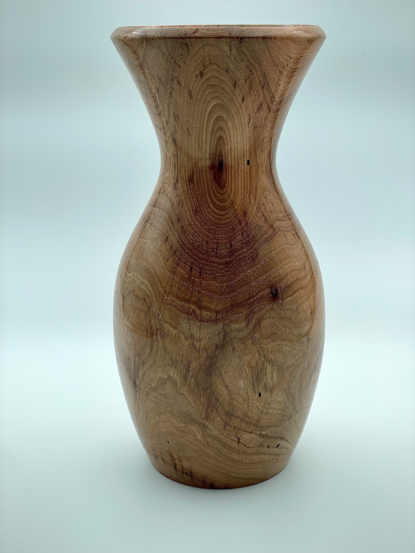 Pecan vase