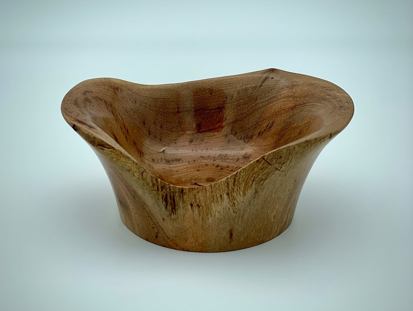 Pecan display dish