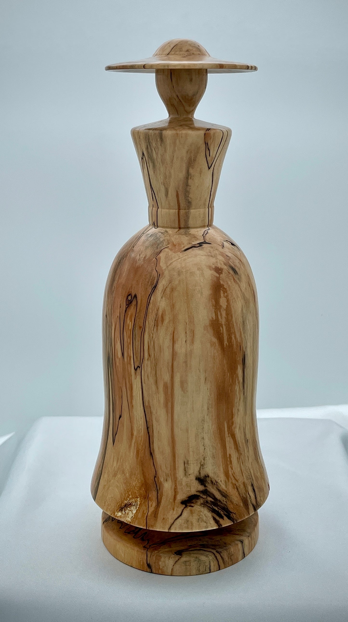 Elegant Lady figurine