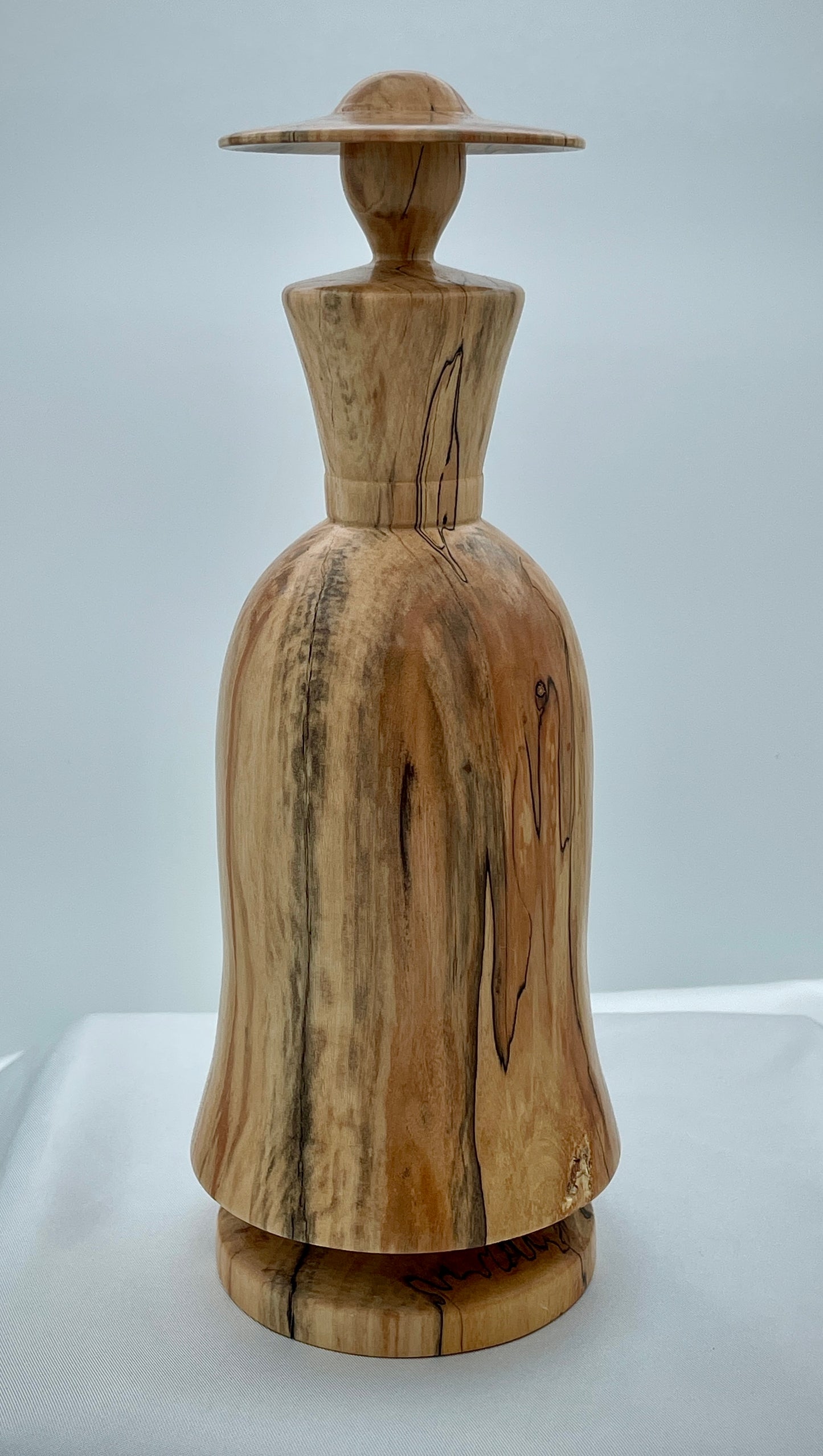 Elegant Lady figurine