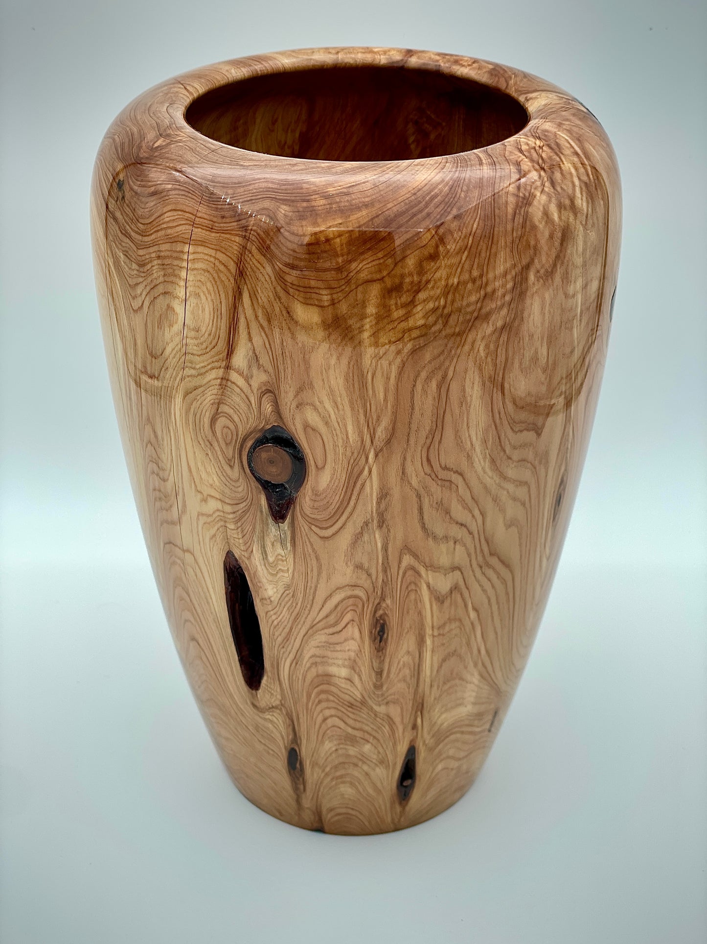 Large Texas cedar vase
