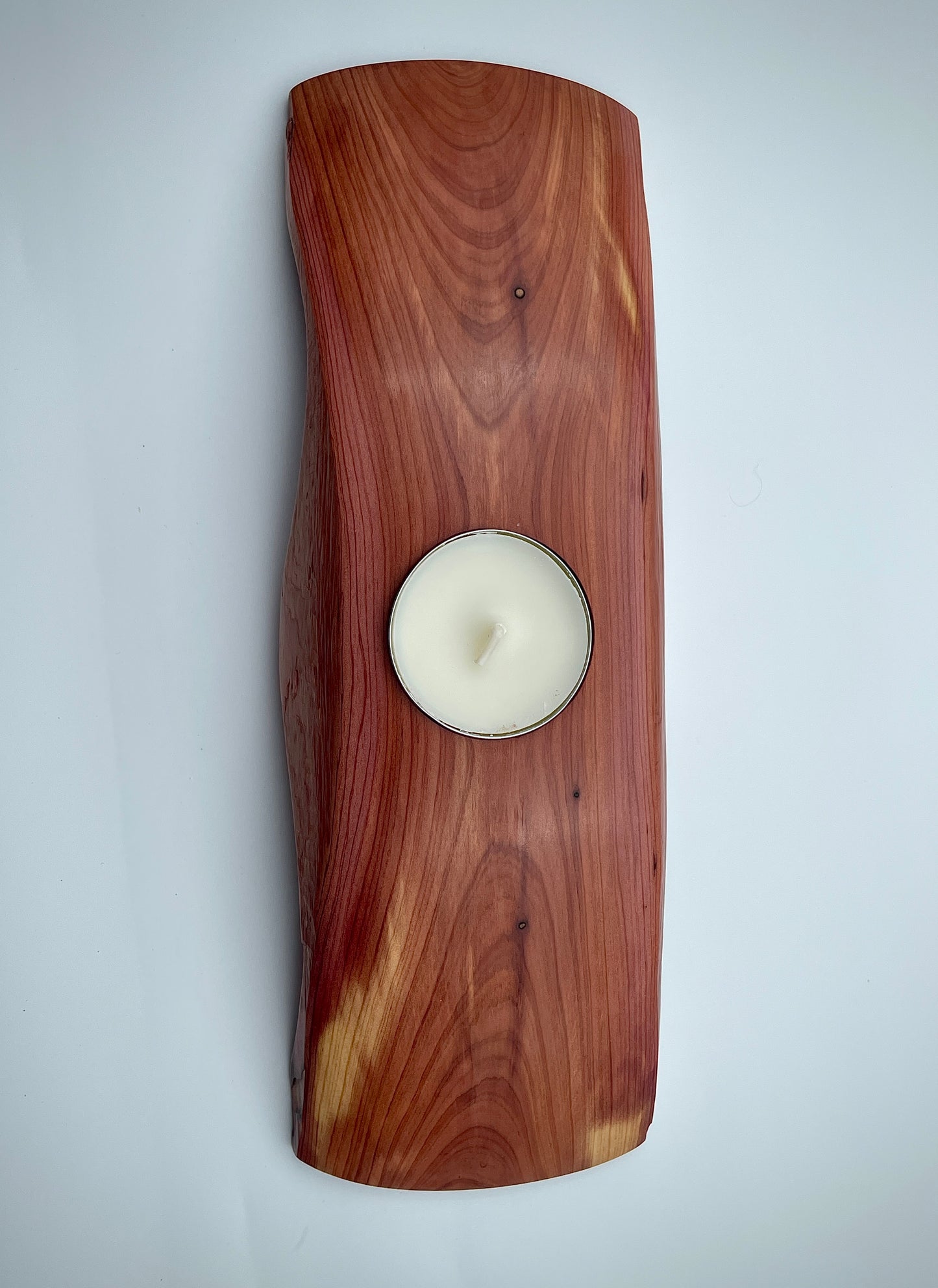 Redwood winged tealight