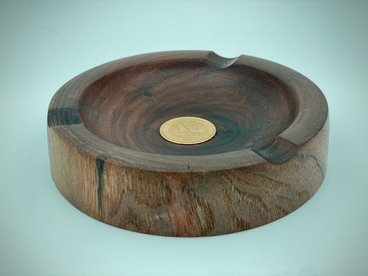Cigar ashtray