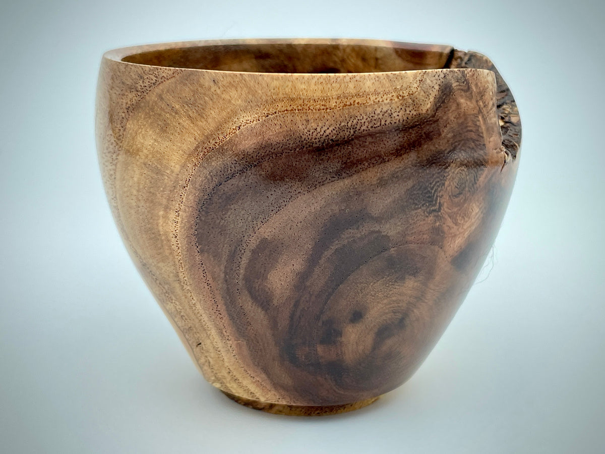 Mimosa vessel