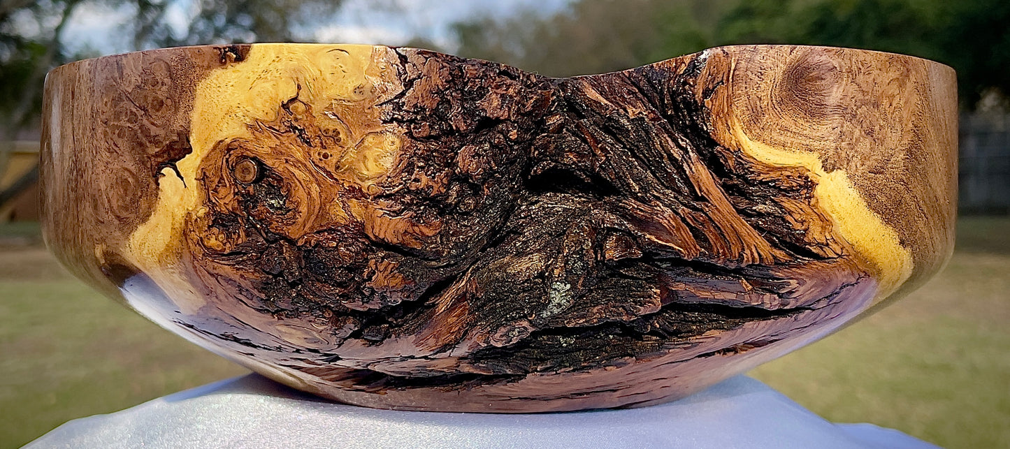 9.5x3.5 inch Mesquite bowl