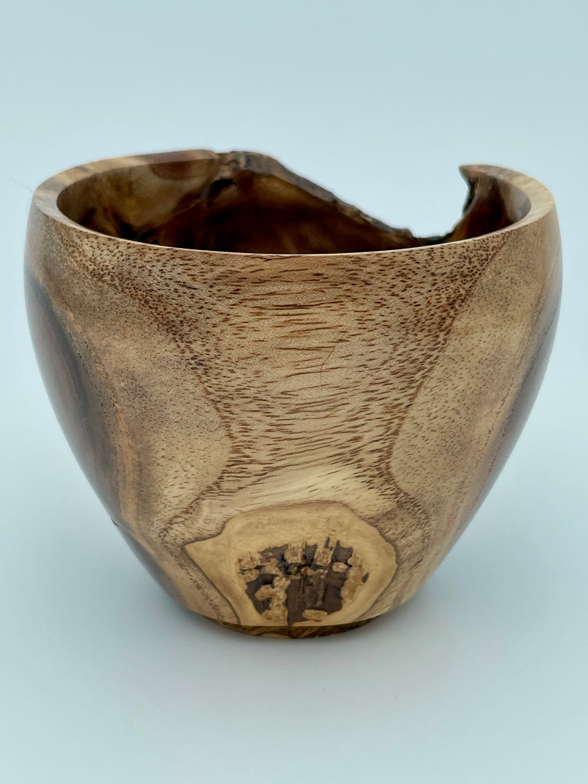 Mimosa vessel