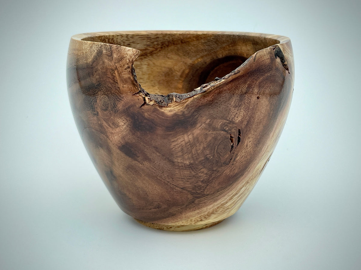 Mimosa vessel