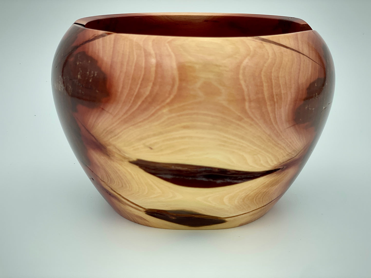 Manzanita vessel