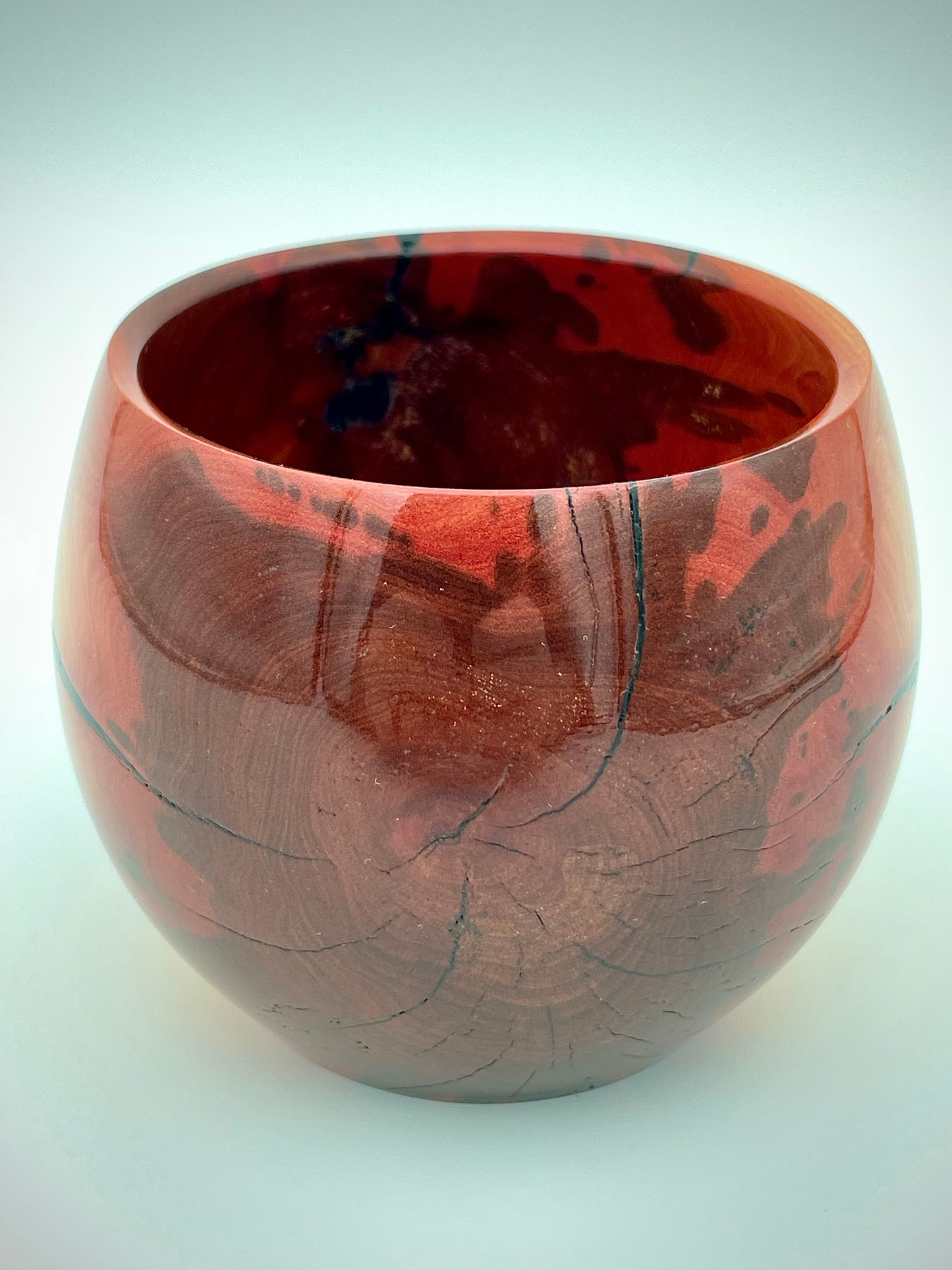 Manzanita vessel