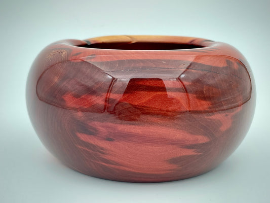Manzanita vessel