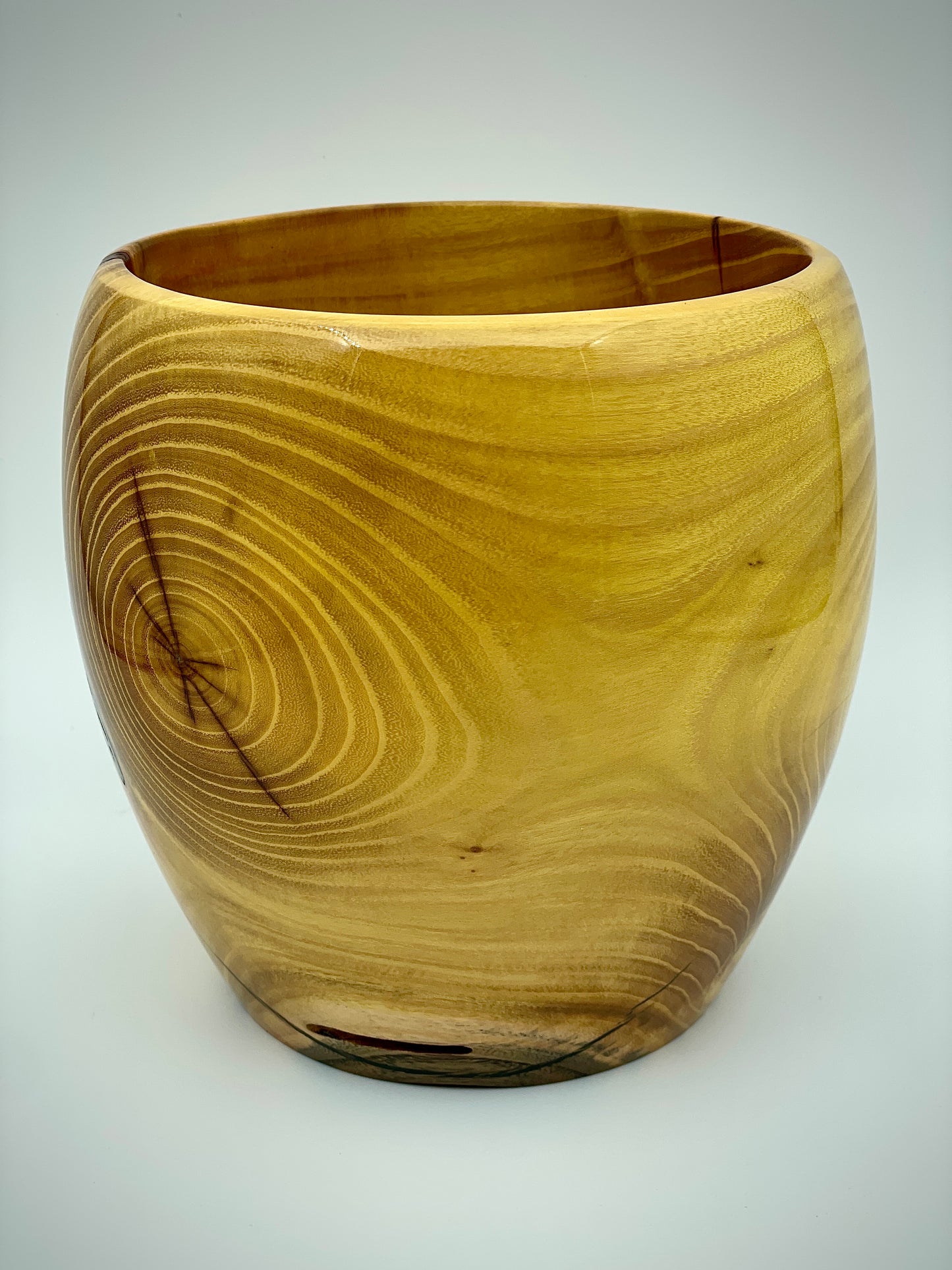 Osage orange vessel