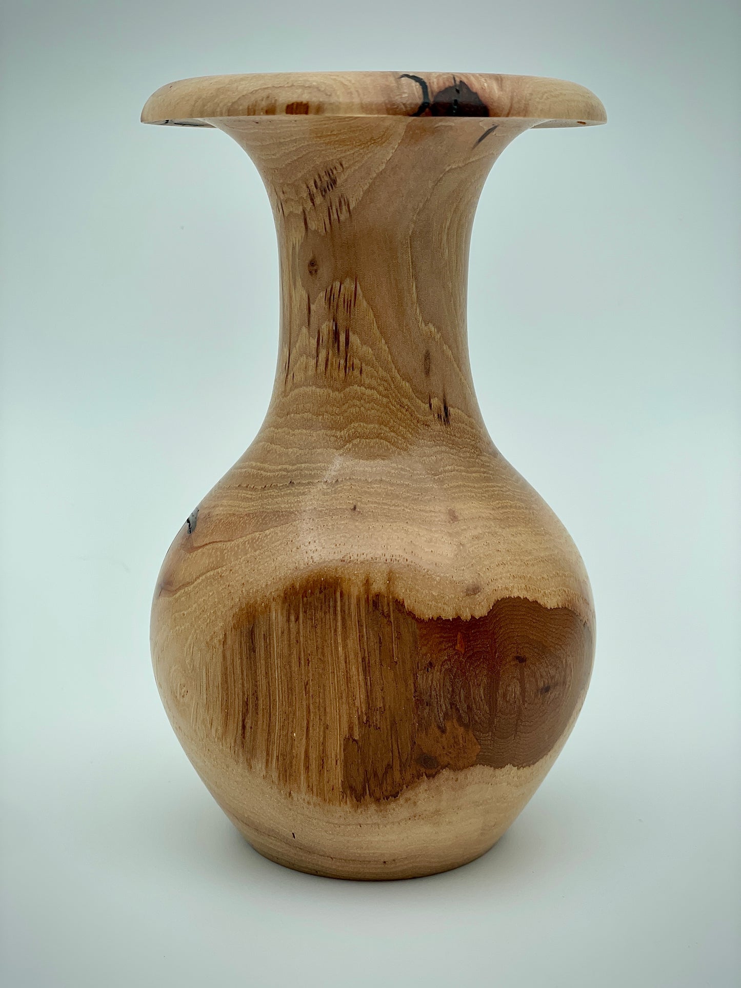 Pecan vase