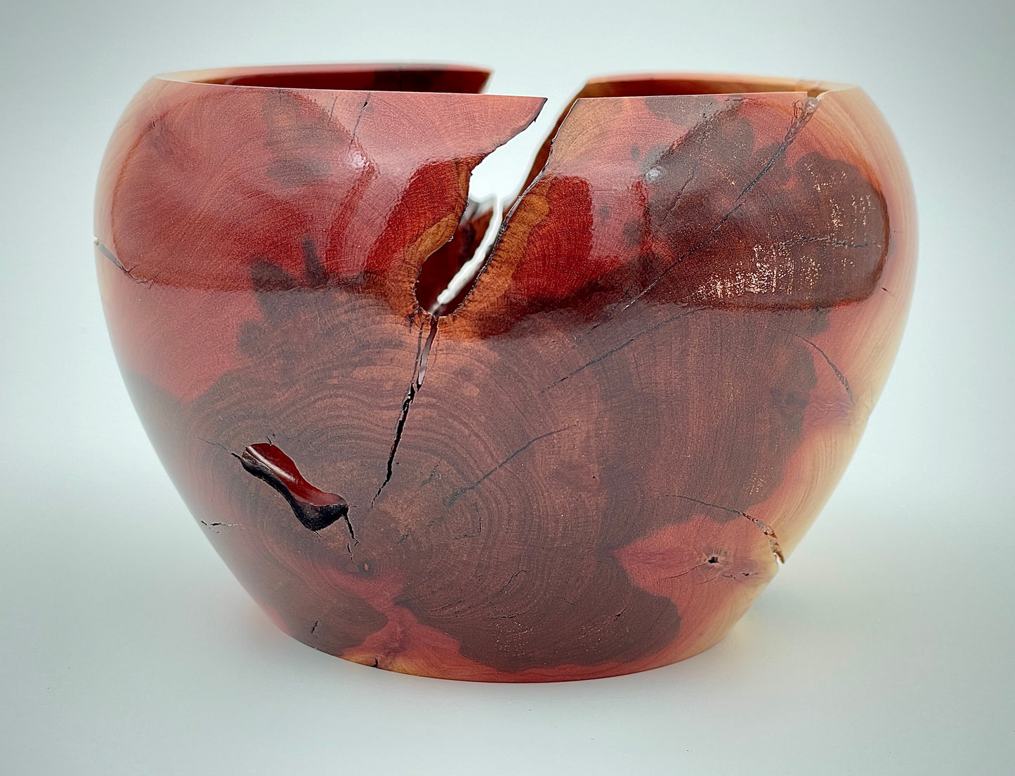 Manzanita vessel