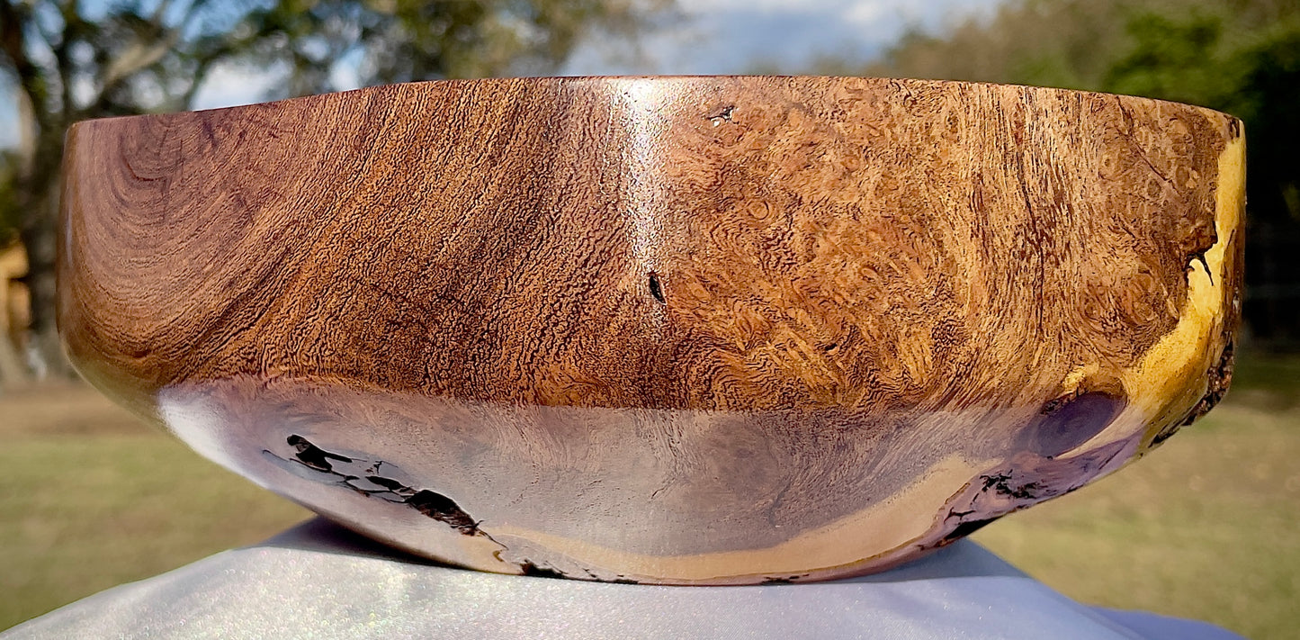 9.5x3.5 inch Mesquite bowl