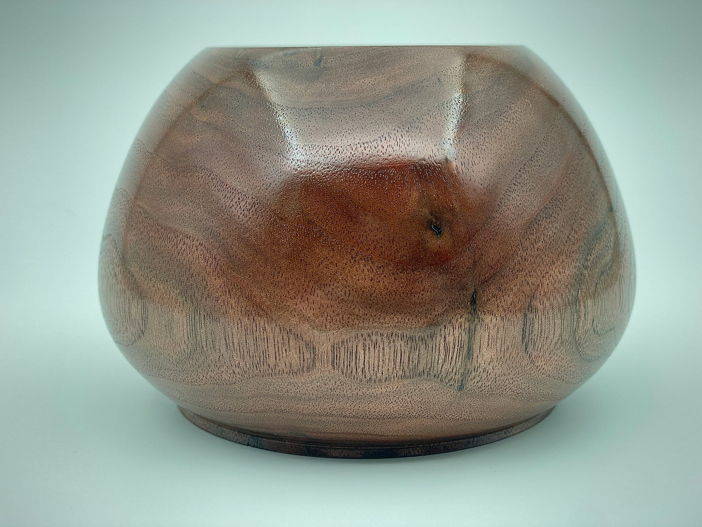 Black walnut vessel