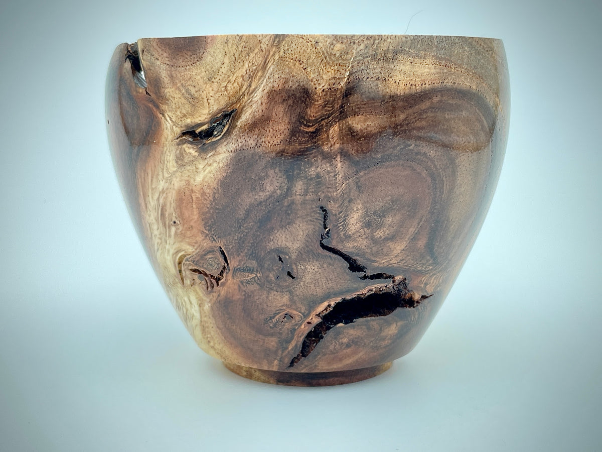 Mimosa vessel