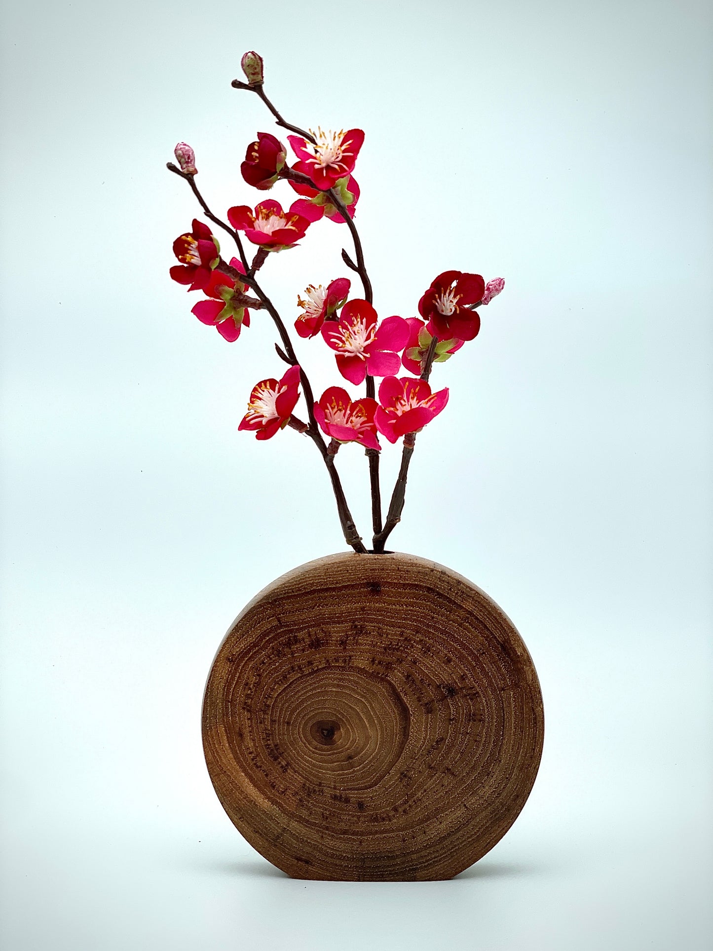 Disc vase