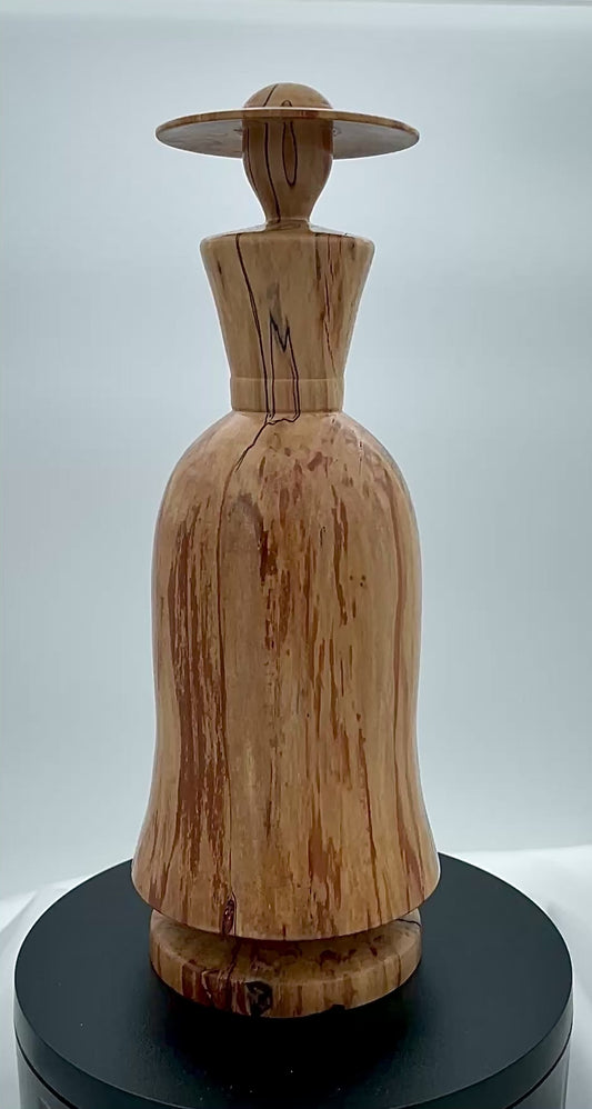 Elegant Lady figurine