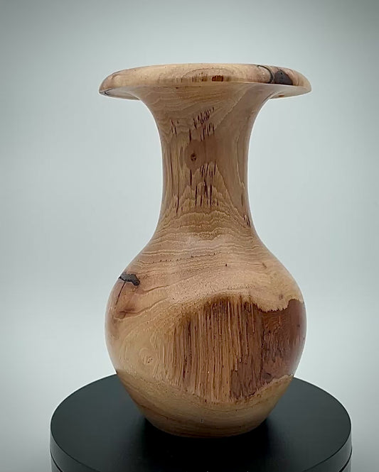 Pecan vase